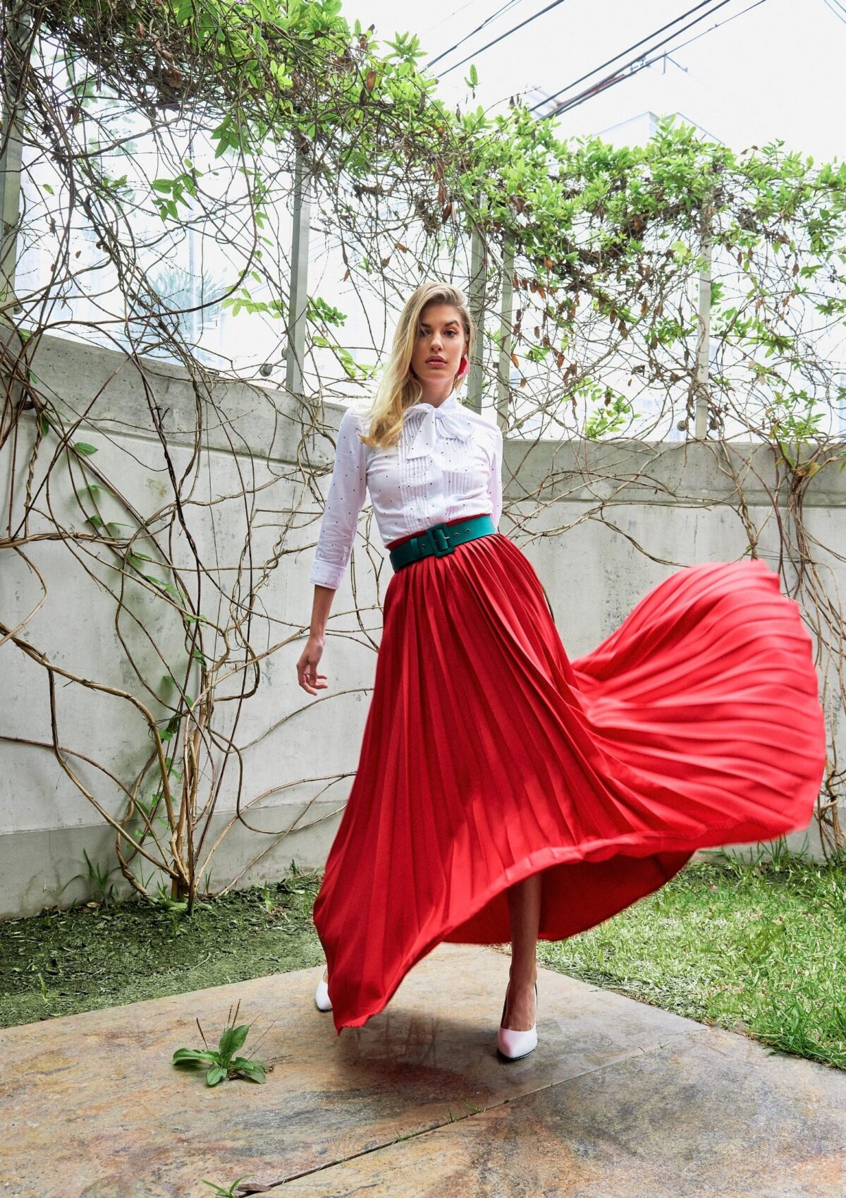 Blusa Plisada con Lazada en el Cuello - Imagen 4