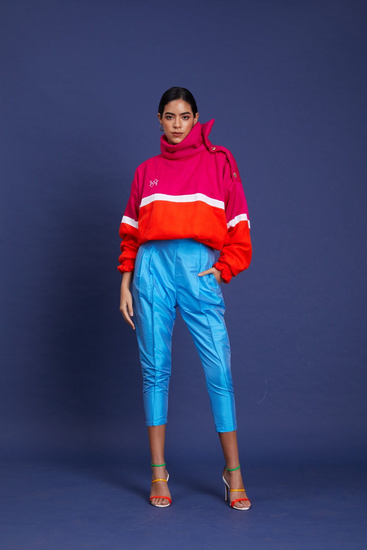 Pantalón con pliegues Celeste - Imagen 3
